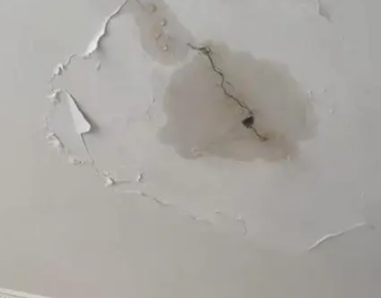 易县阳台漏水维修公司分享下屋面防水工程质量问题原因分析
